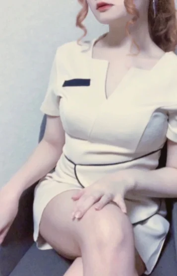 みな