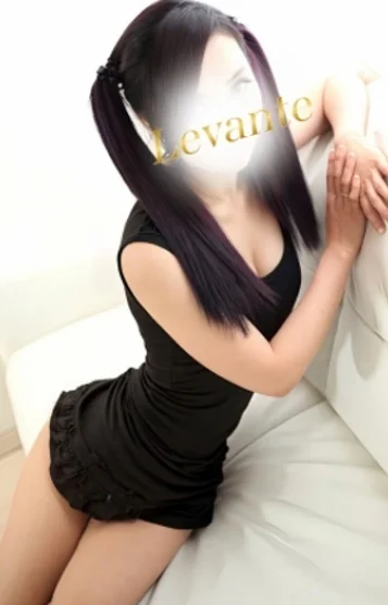 観月かれん