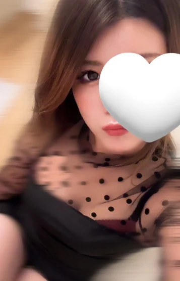 悠亜