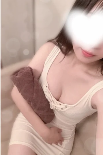 ななは