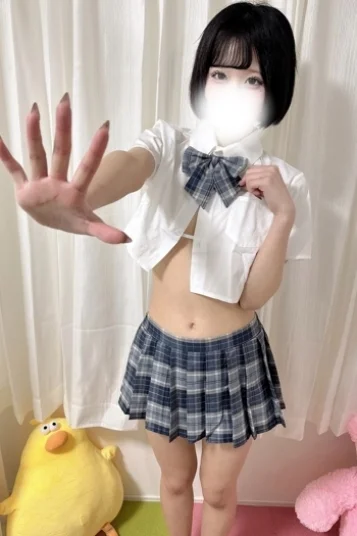 綾瀬みなと