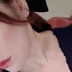 ツルオカ ナツミ