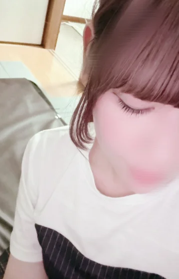 シノザキ モモ（カ）