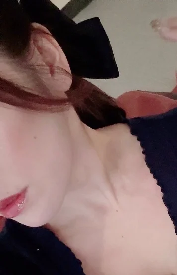 ツルオカ ナツミ