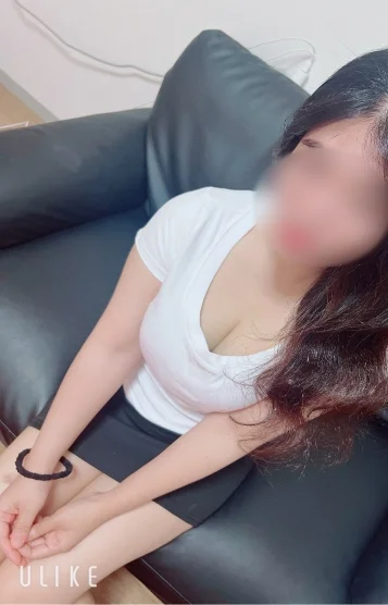 新人みい