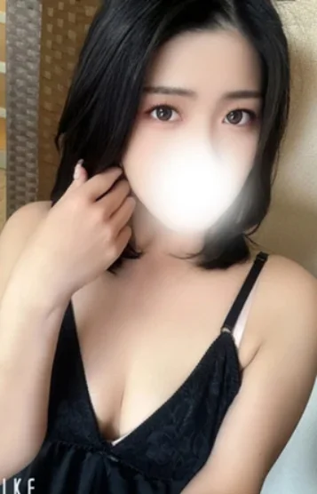 あみ清楚系で超キレイ