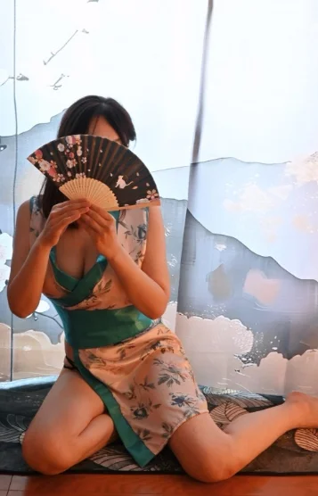 白雪いろは