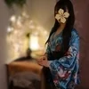 葵屋小雪