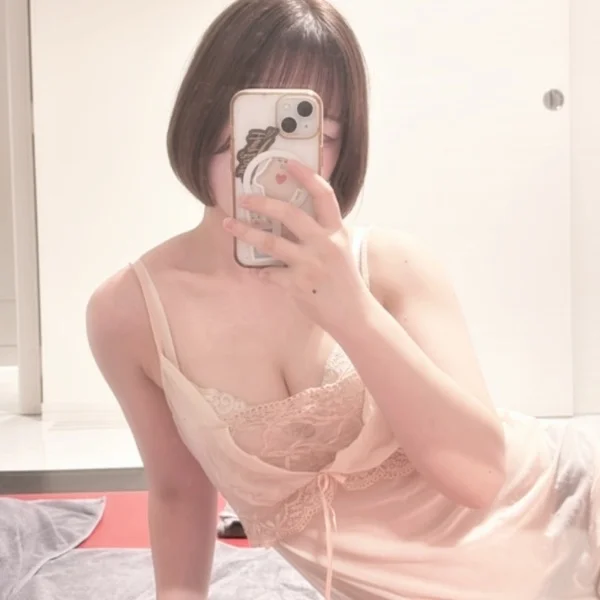 本日も22時まで出勤してます〜🧚🏻♀️
