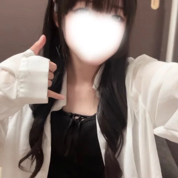 本日16日(土)〜17:00出勤中💕