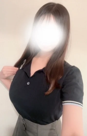 新妻ゆうか