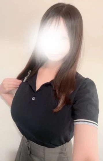 新妻ゆうか