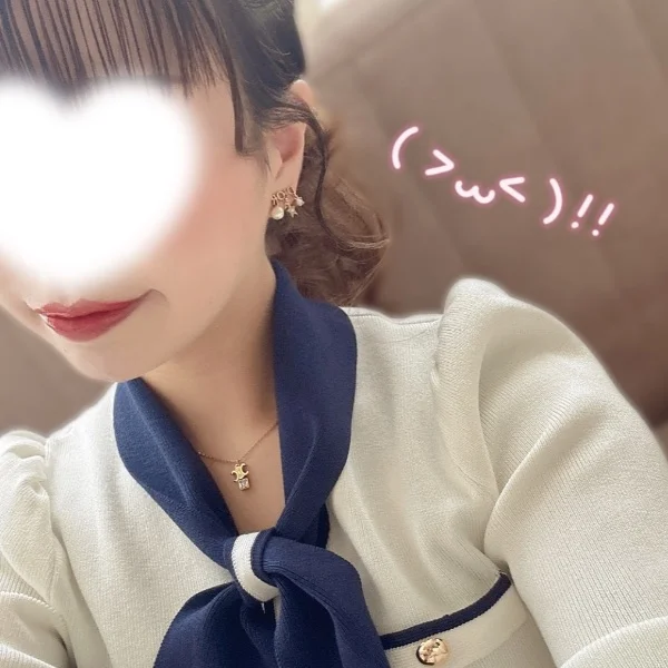 本日15時〜21時出勤🍒💕︎