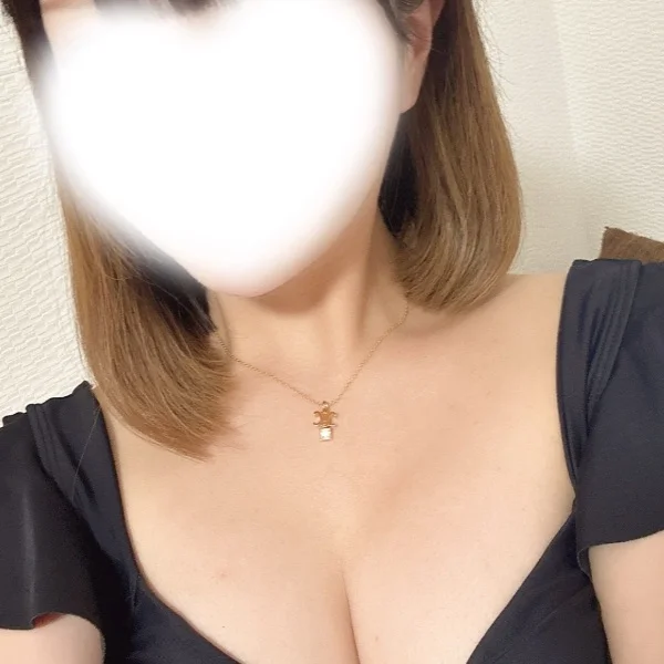 本日15時〜21時出勤します🥹
