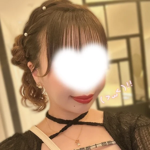 本日18時〜22時出勤です🥹
