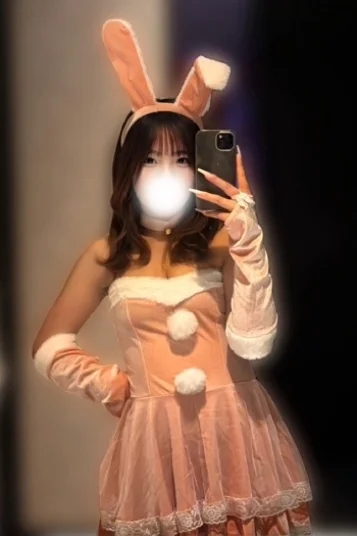 水瀬なな
