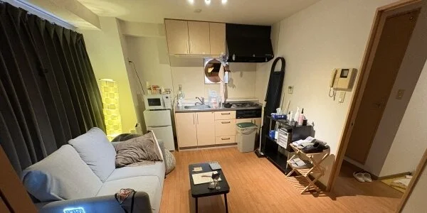 men's salon Futureの待機室写真