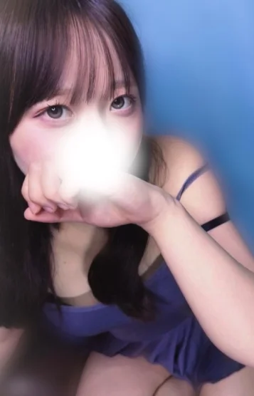 マユ