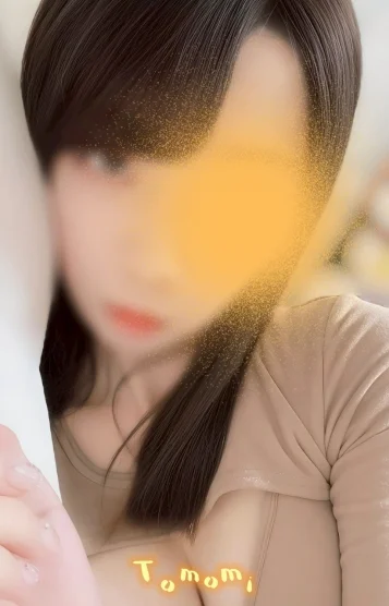 トモミ