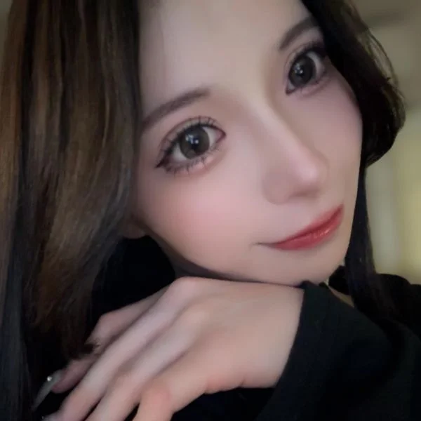 りりを1番の推しにして♡
