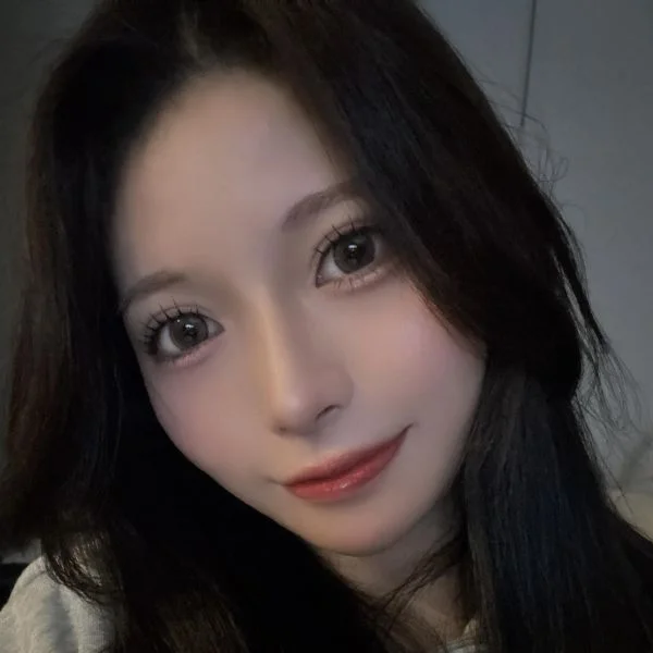 りりを1番の推しにして♡
