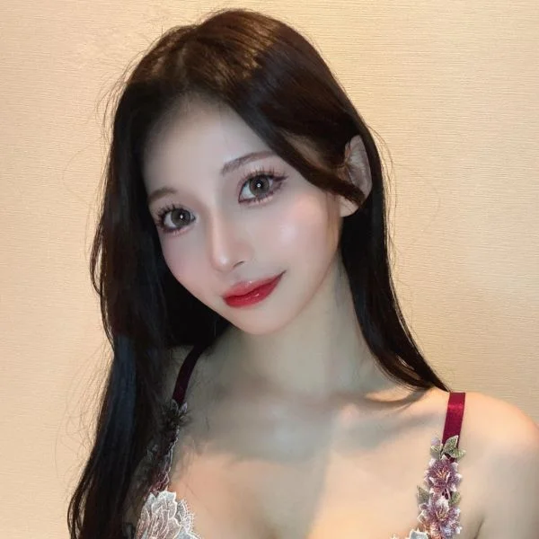 りりを1番の推しにして♡