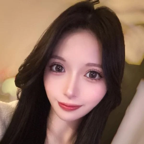 りりを1番の推しにして♡