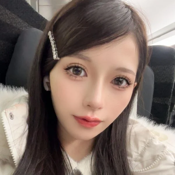 りりを1番の推しにして♡