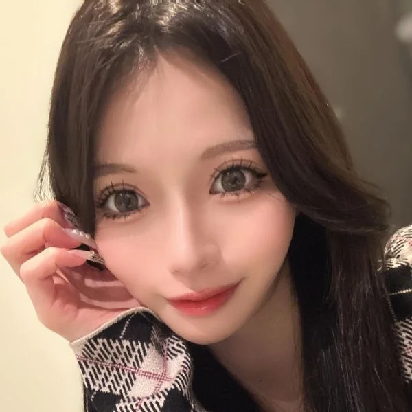 りりを1番の推しにして♡