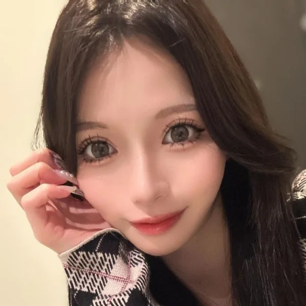 りりを1番の推しにして♡
