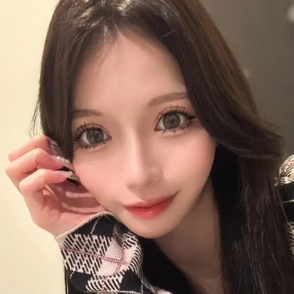 りりを1番の推しにして♡
