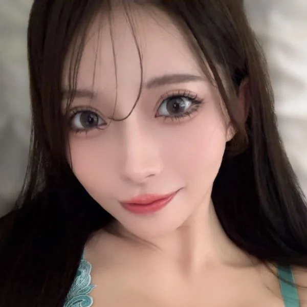 りりを1番の推しにして♡