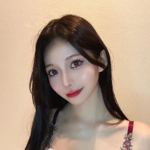 りりを1番の推しにして♡