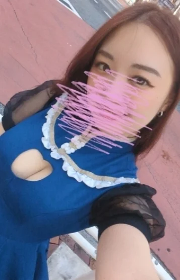 にこ