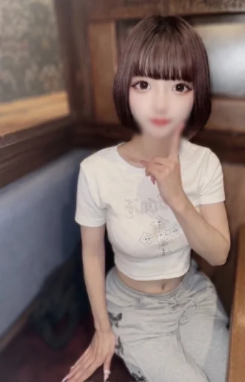 朝香ゆうり