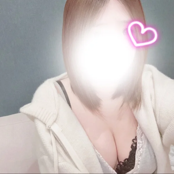 出勤してます！18時までいます🥰