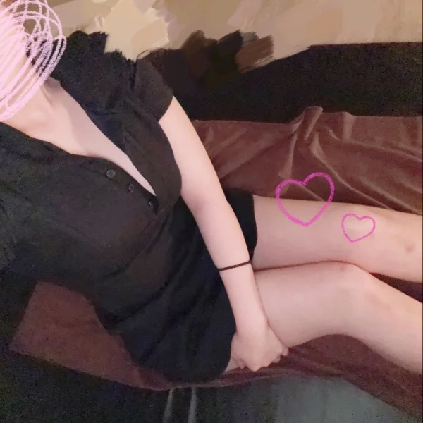 本日11時から17時まで出勤してます✨