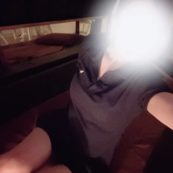 12時から18時まで出勤してます🥰