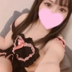 若槻　りこ