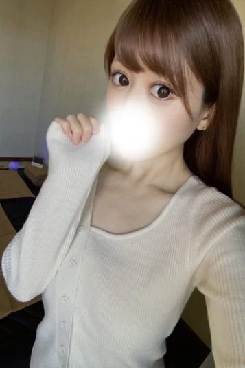 真白　みなみ