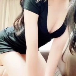 鏡華美乃梨セラピスト