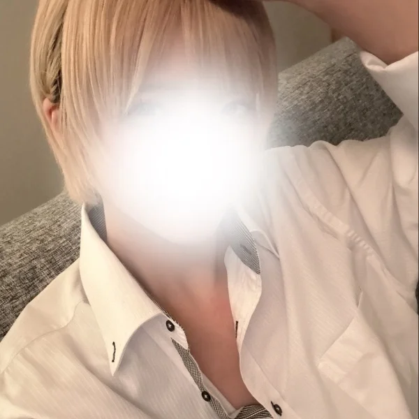 本日12時出勤しています🙌🏻