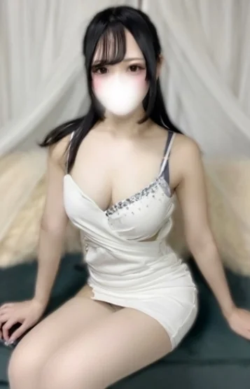 愛川 なな