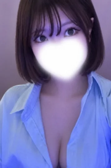 春原うい
