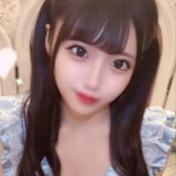 モモンガを1番のちいきゃわにしない？