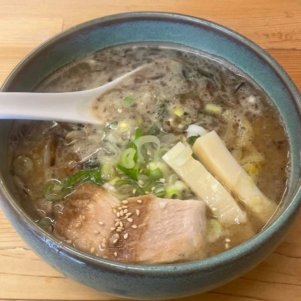 出勤してます