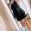 にこ