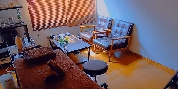 オフタイムの待機室写真