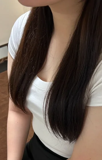 遠鳴すず