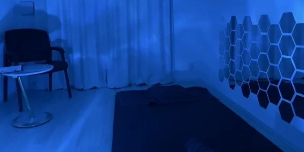 超密着もみもみワンダーランドの待機室写真